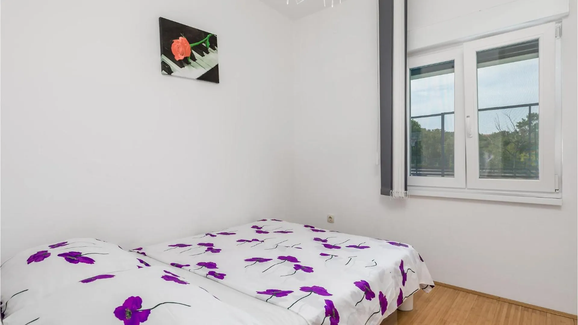Stunning Apartment In Vrh Vrh  0*, Vrh (Krk)