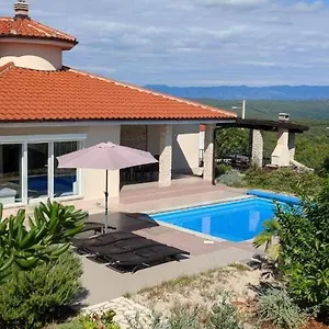 Veglia Villa