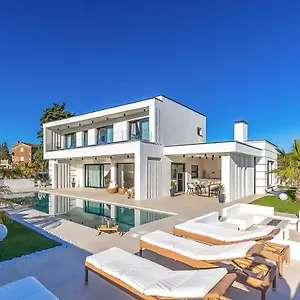 Milly Villa