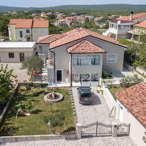 New&modern Dora Apartment