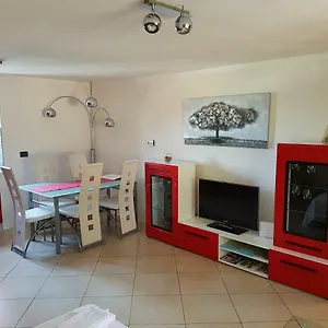 Apartman Chuck, Vrh (Krk)