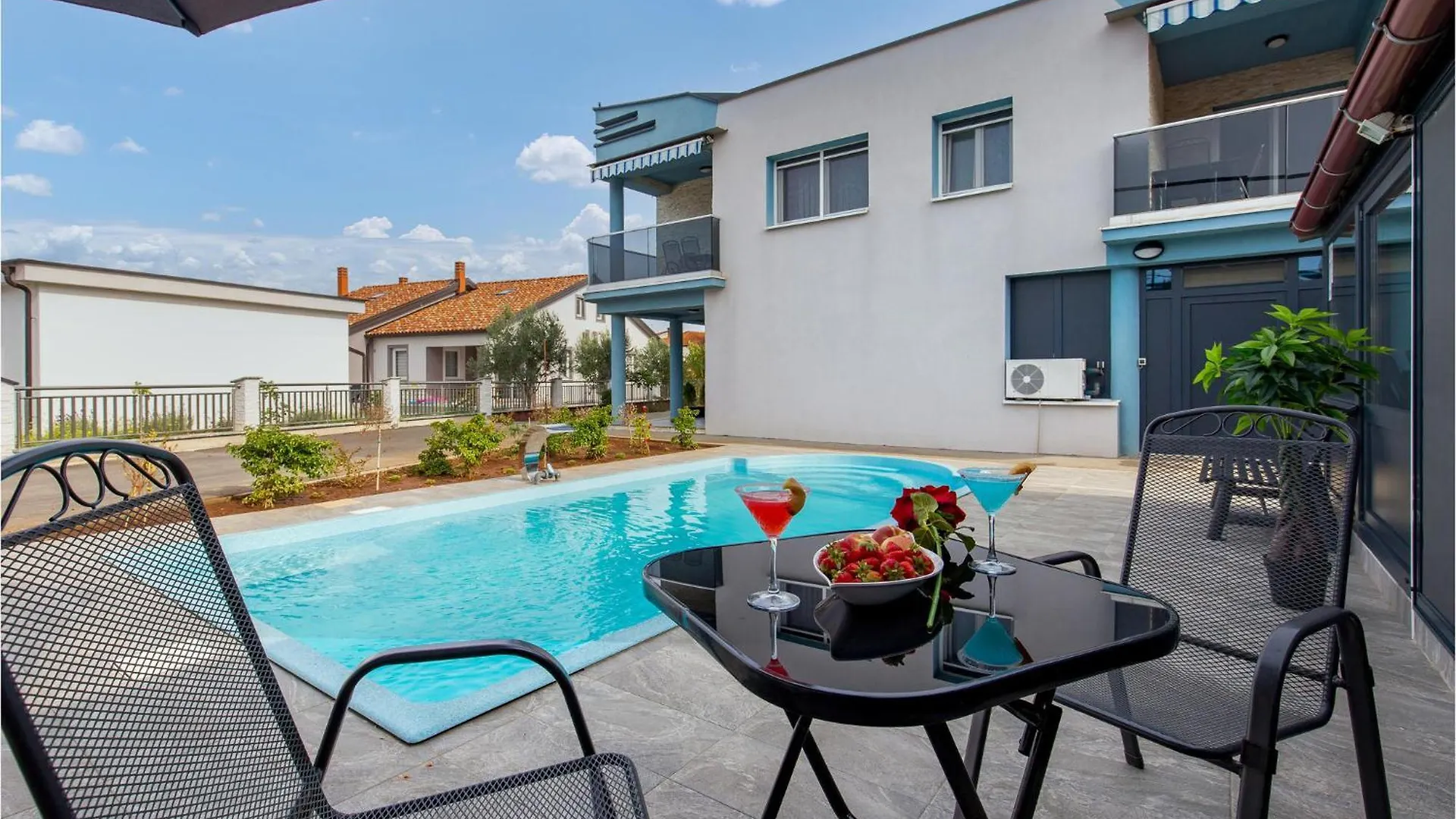 Stunning Apartment In Vrh Vrh